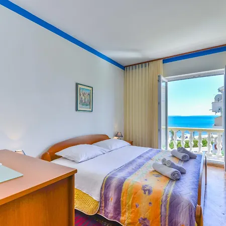 Beachfront Liveric Appartement