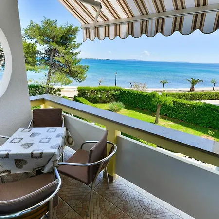 Appartement Beachfront Liveric *