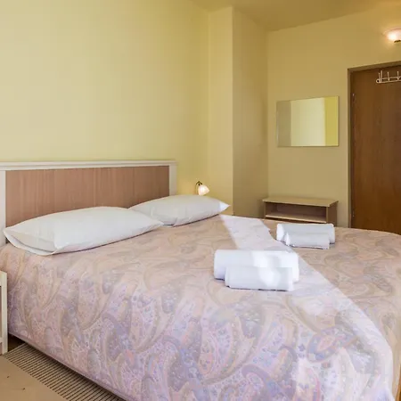 Apartman Beachfront Liveric Vir