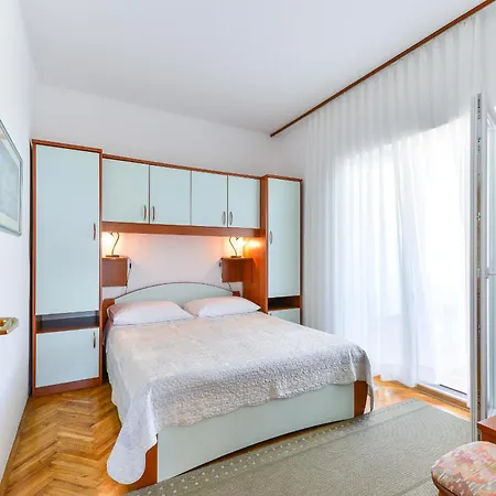Beachfront Liveric Appartement