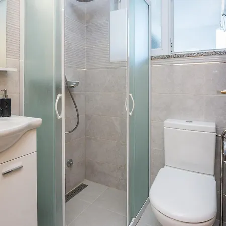 Apartman Beachfront Liveric *
