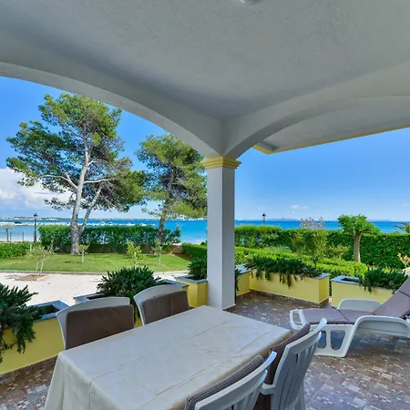 Appartement Beachfront Liveric