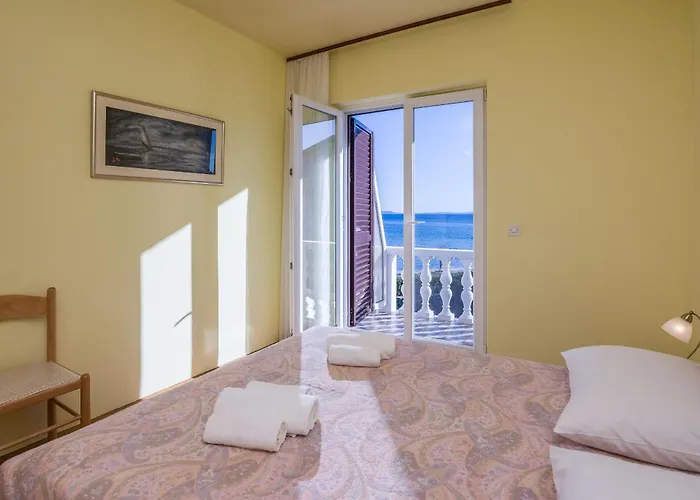 Beachfront Liveric ヴィル