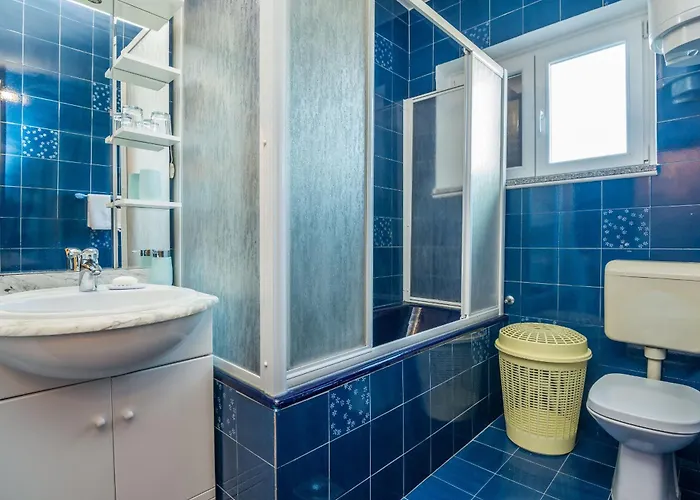 Beachfront Liveric *