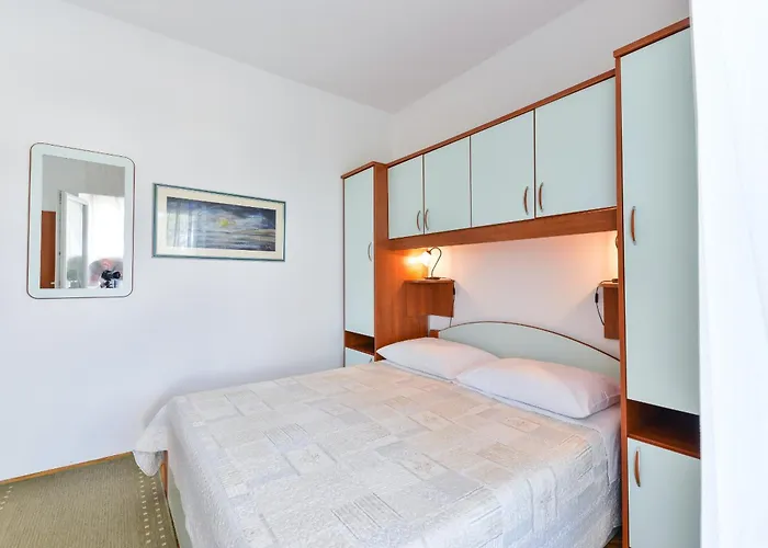 Apartman Beachfront Liveric *