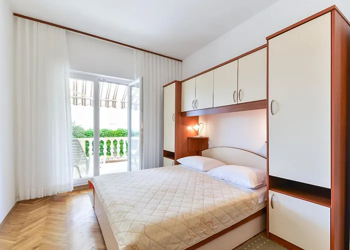 Apartman Beachfront Liveric Vir