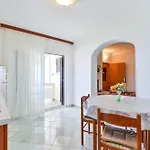 Beachfront Liveric Appartamento
