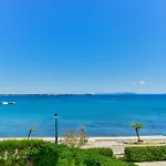 Beachfront Liveric Appartamento